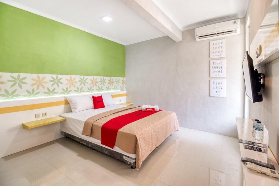 Reddoorz Near Malioboro Tugu Station Jogja Hotel Джокякарта Екстериор снимка