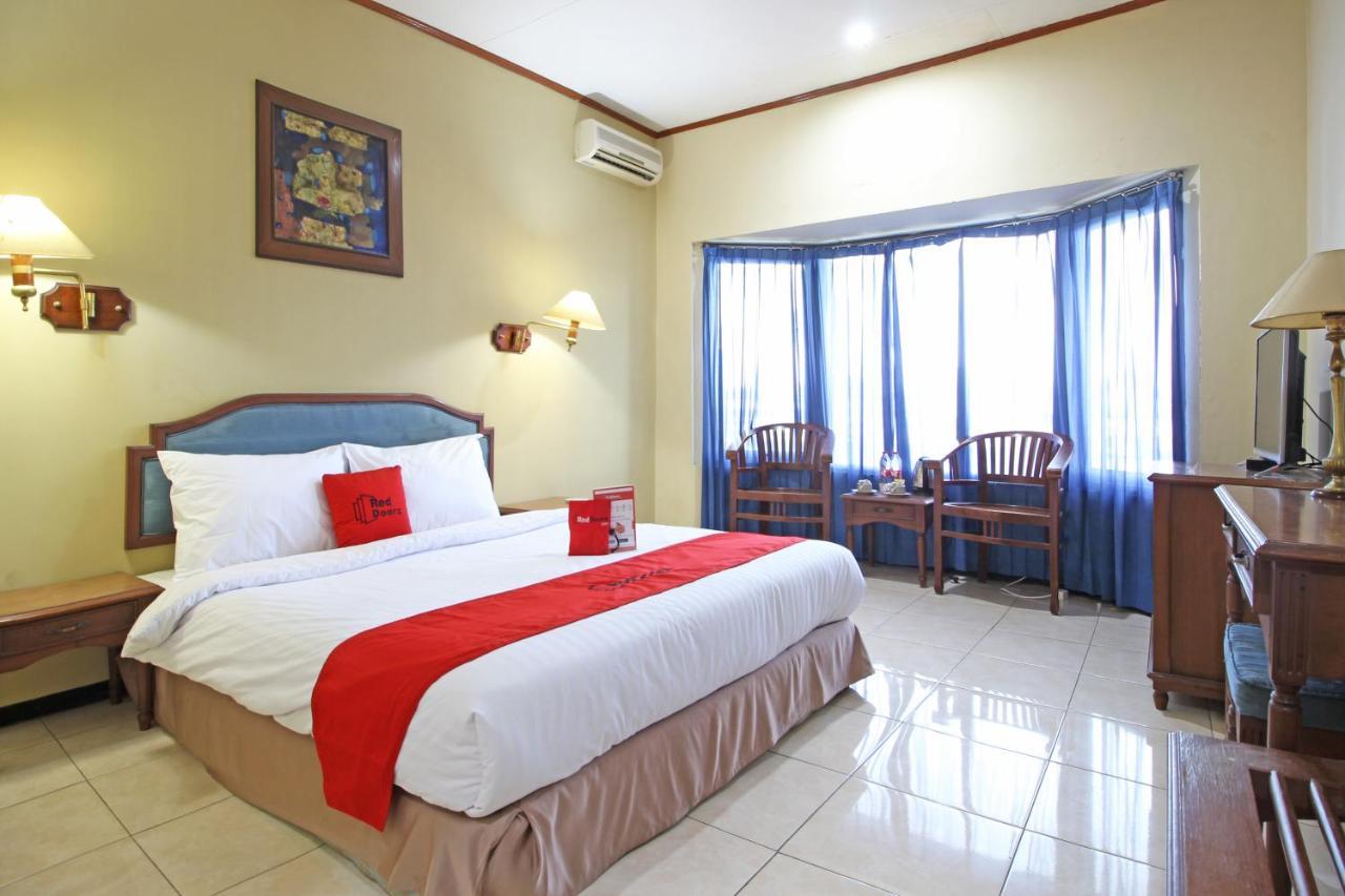 Reddoorz Near Malioboro Tugu Station Jogja Hotel Джокякарта Екстериор снимка
