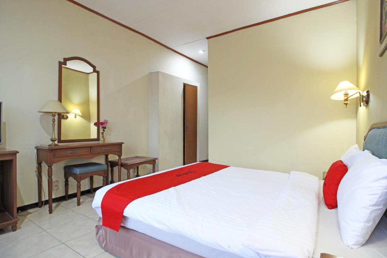 Reddoorz Near Malioboro Tugu Station Jogja Hotel Джокякарта Екстериор снимка