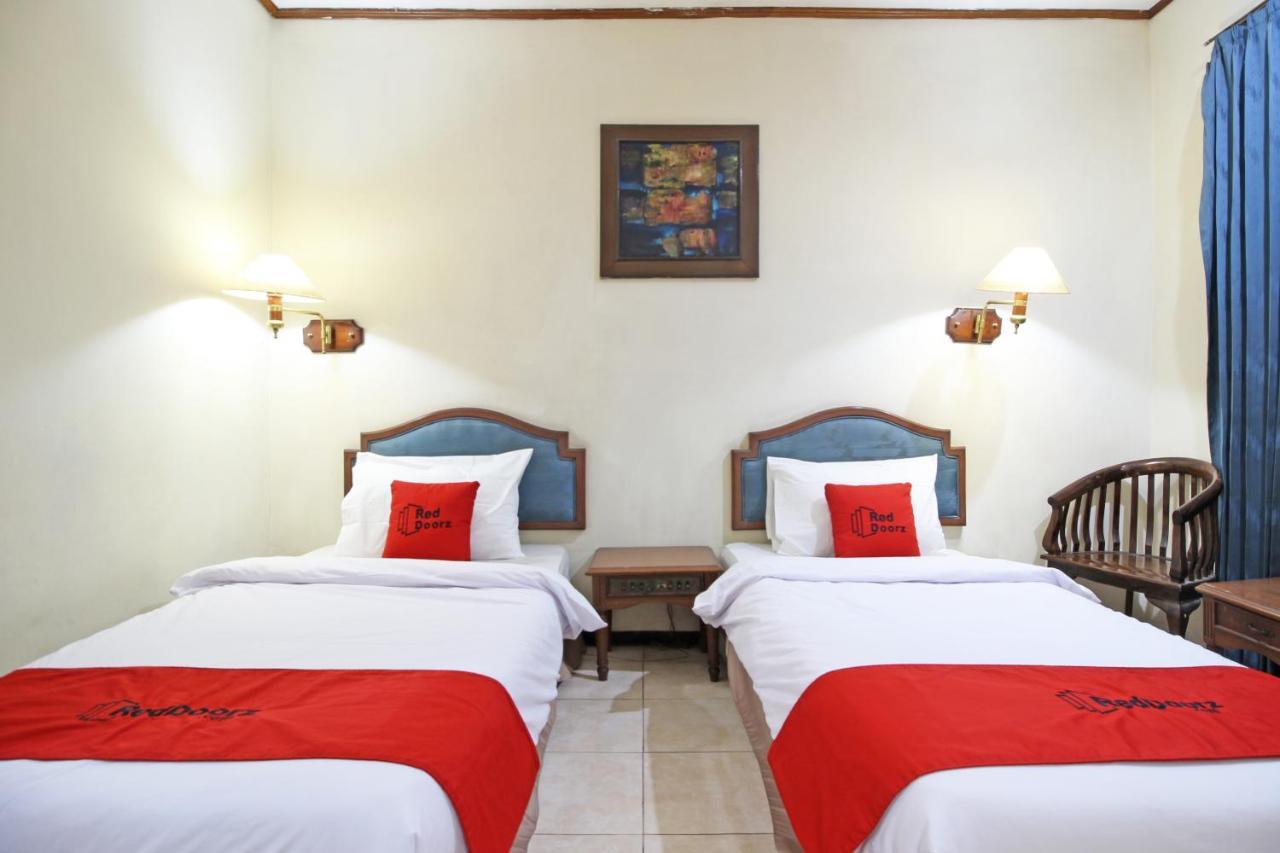 Reddoorz Near Malioboro Tugu Station Jogja Hotel Джокякарта Екстериор снимка