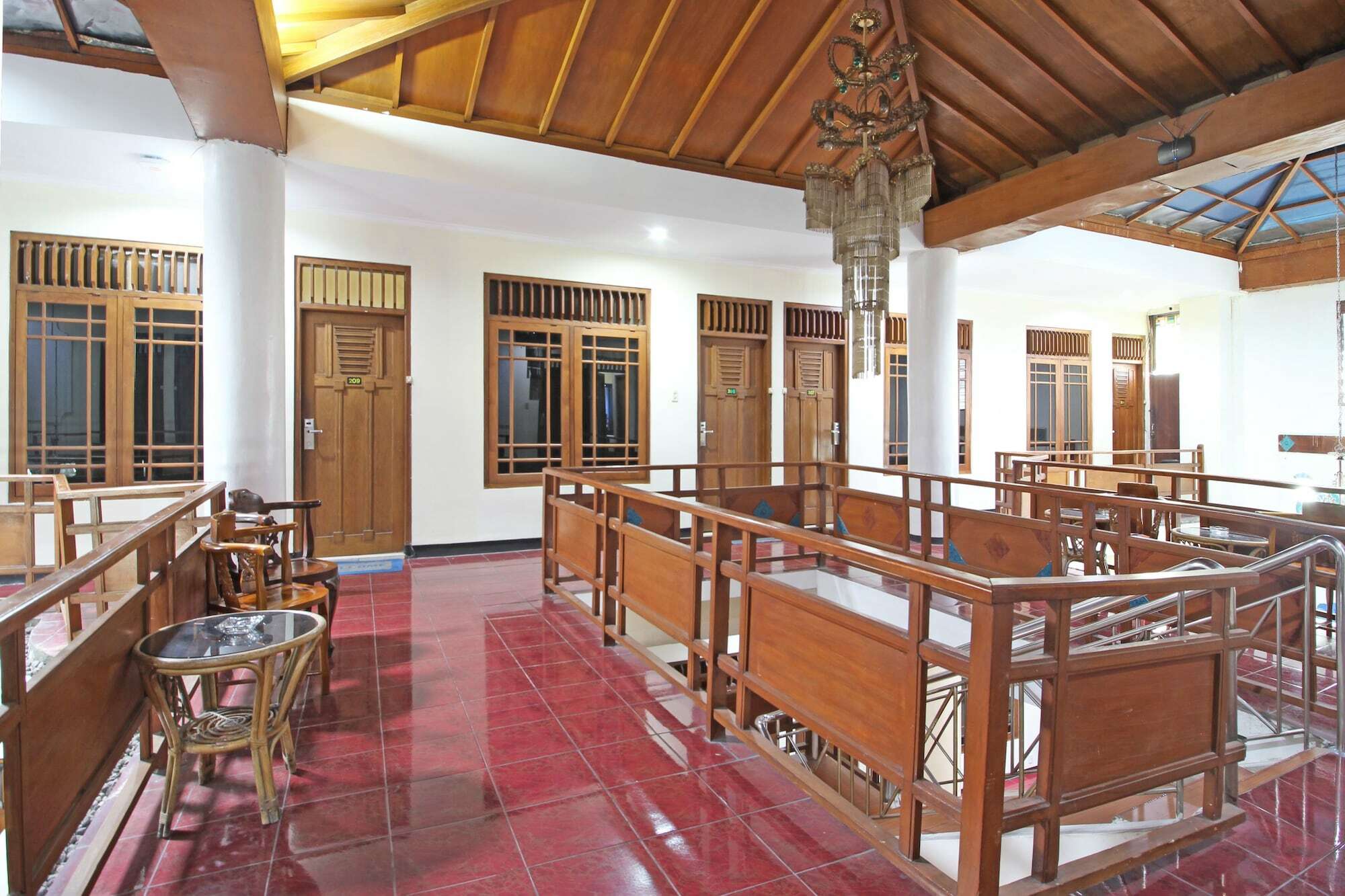 Reddoorz Near Malioboro Tugu Station Jogja Hotel Джокякарта Екстериор снимка